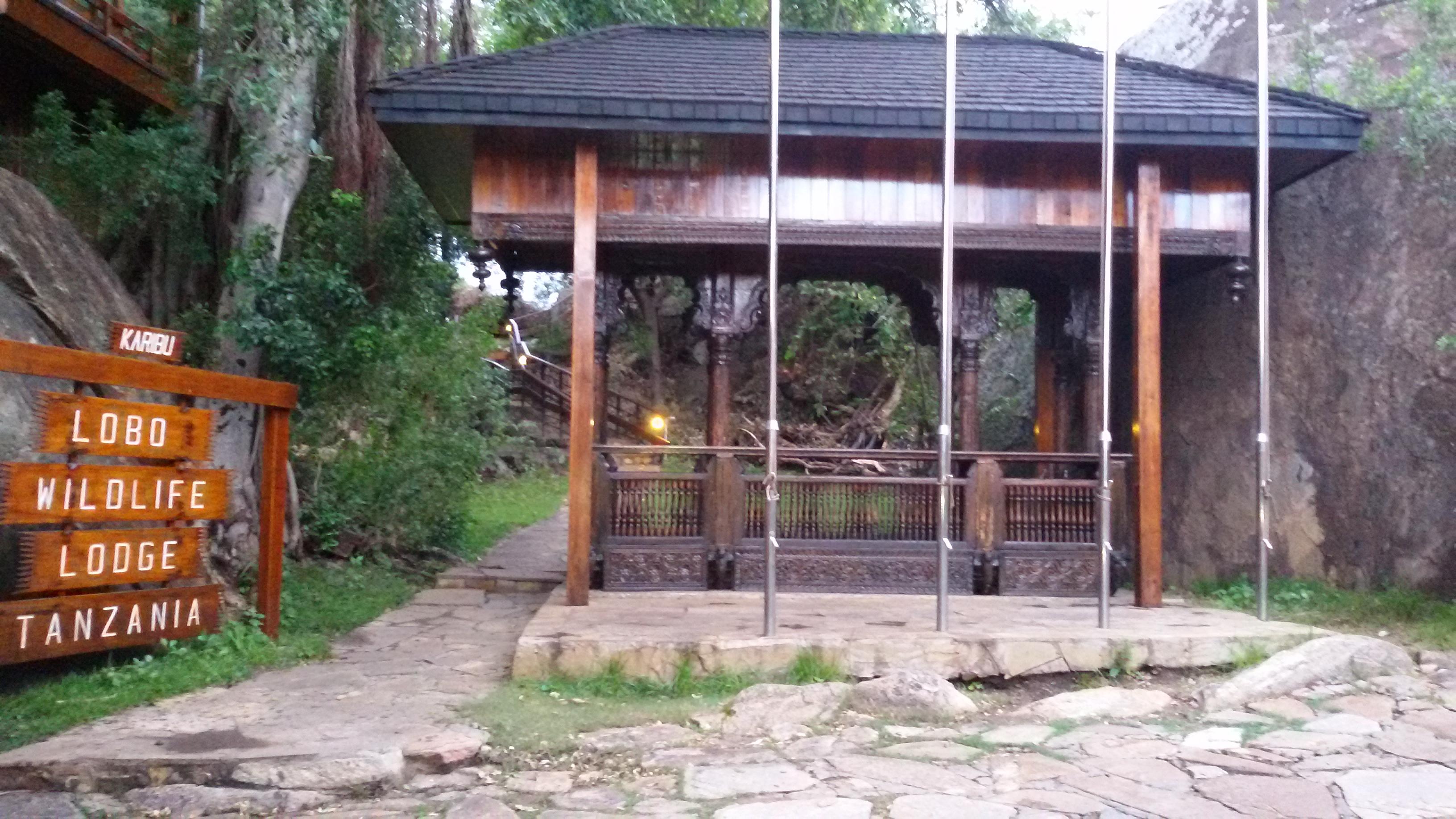 Lobo Wildlife Lodge Serengeti Exterior photo